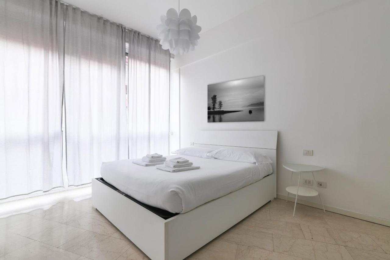 Prestige Boutique Homes - Duomo 1 ミラノ エクステリア 写真