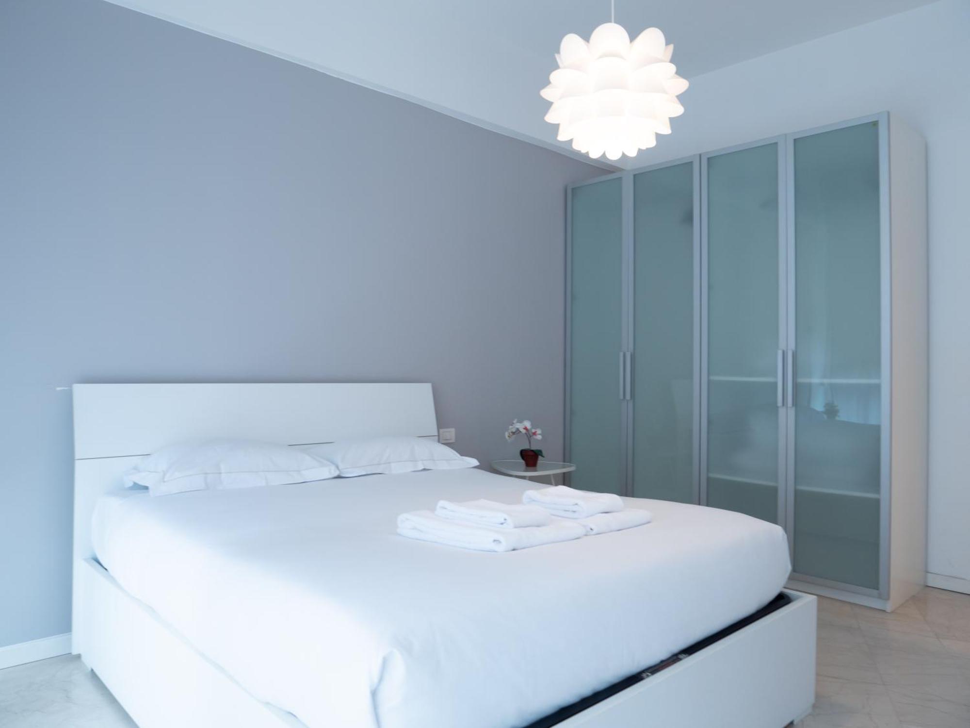 Prestige Boutique Homes - Duomo 1 ミラノ エクステリア 写真